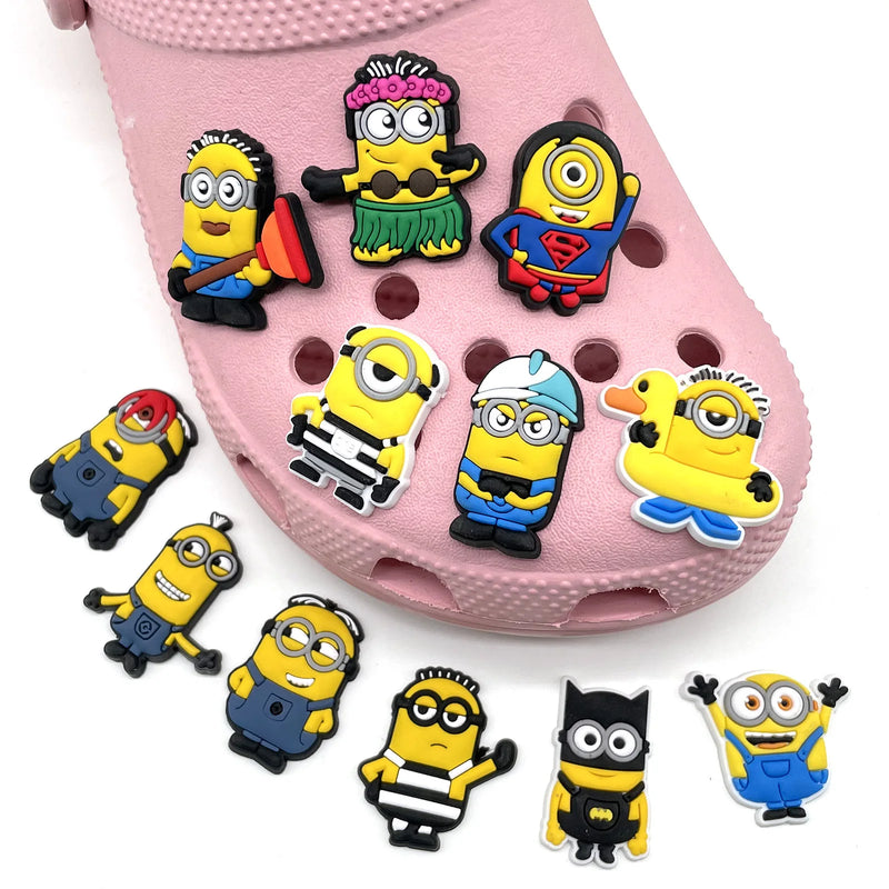 Dětské ozdoby na boty Crocs Minions - 12 ks