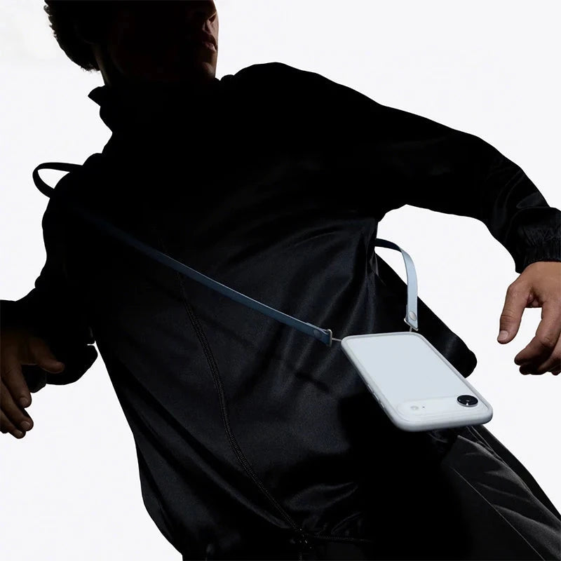 Crossbody popruh na iPhone - více variant