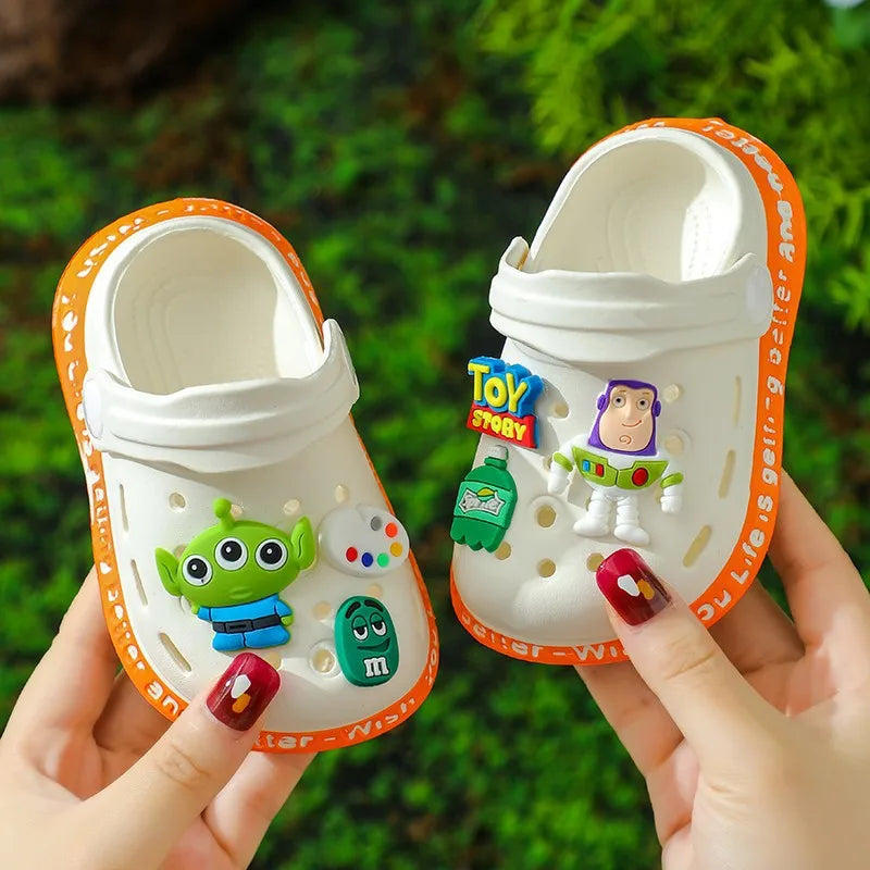 Dětské letní nazouvací boty Toy Story - více variant
