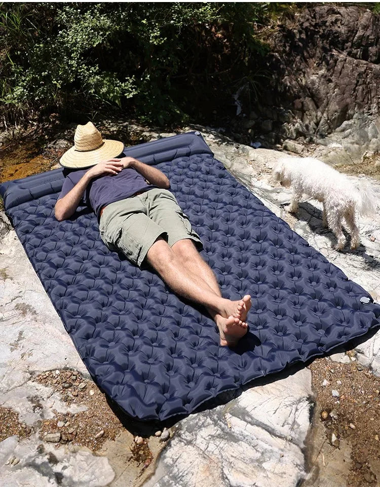 Outdoor samonafukovací matrace na spaní pro 2 osoby