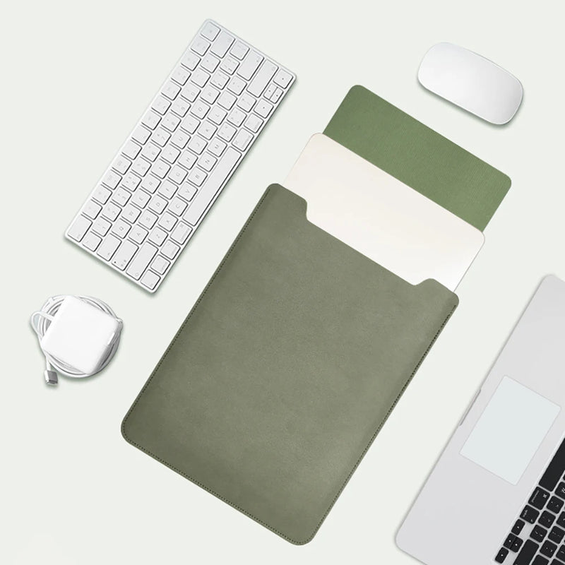 Elegantní kožené pouzdro na notebook - více variant