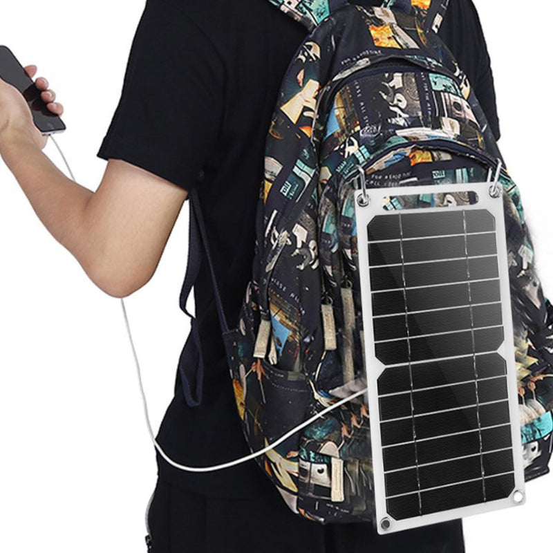 Solární USB nabíječka