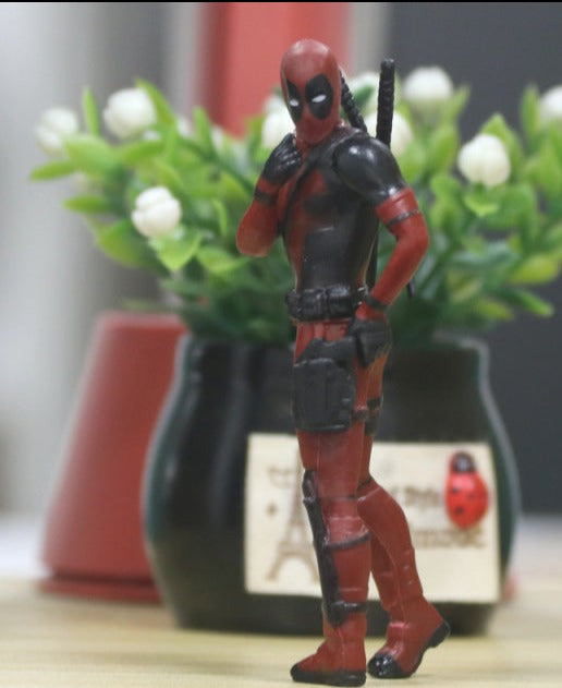 Figurka Deadpool - více variant